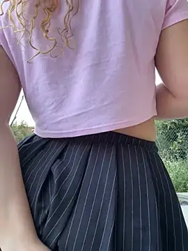 joanaguerreiru online show from 25, 4, 2026