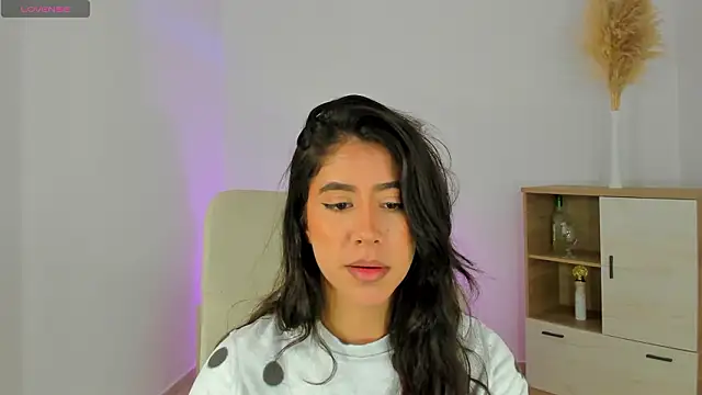 Snapshot of Sussan_Monroe chatting on 2, 2, 2026 Sussan Monroe online show from 2, 2, 2026