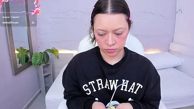 lanna 18  online show from 22, 4, 2026