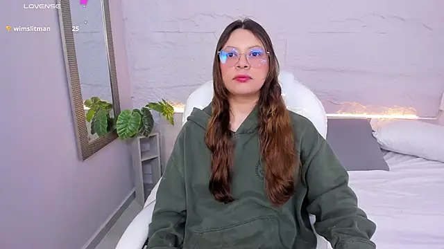 lanna 18  online show from 23, 4, 2026