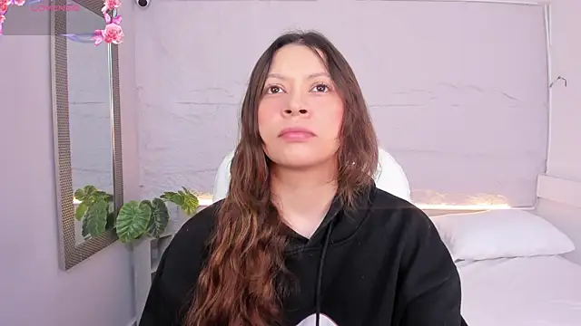 lanna 18  online show from 24, 4, 2026