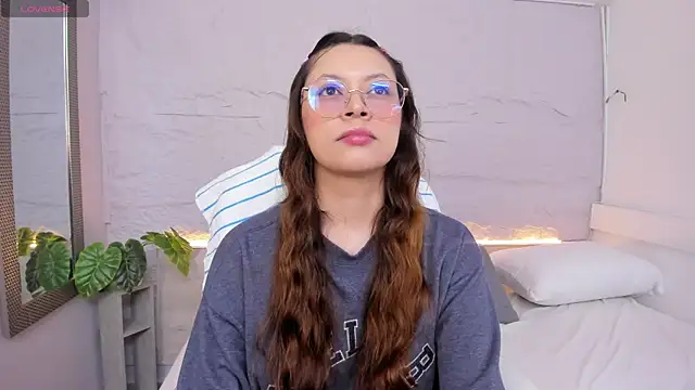 lanna 18  online show from 27, 4, 2026