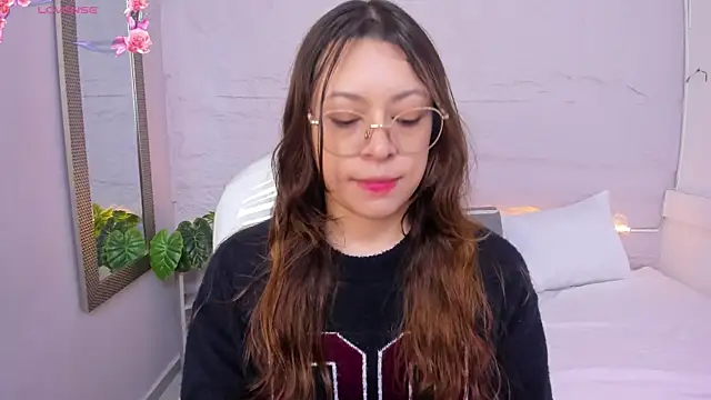 lanna 18  online show from 9, 6, 2026