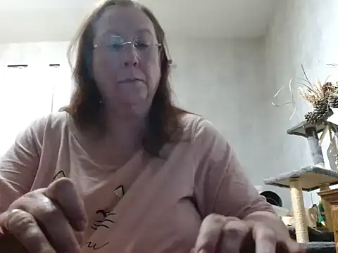 Snapshot of xmyriamx chatting on 5, 2, 2026 xmyriamx online show from 5, 2, 2026