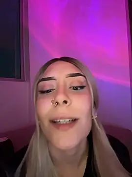 alesziarose  online show from 9, 1, 2026