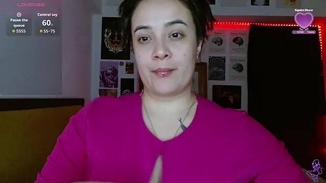 Snapshot of Nova-Satela chatting on 22, 4, 2026 Nova-Satela online show from 22, 4, 2026
