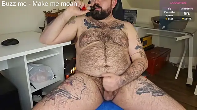 Snapshot of chriscubxxx chatting on 16, 2, 2026 chriscubxxx online show from 16, 2, 2026