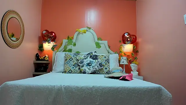 Dalila Najjar  online show from 18, 4, 2026