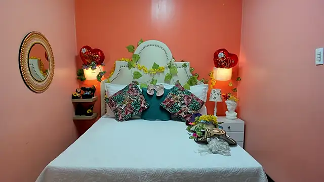 Dalila Najjar  online show from 23, 4, 2026