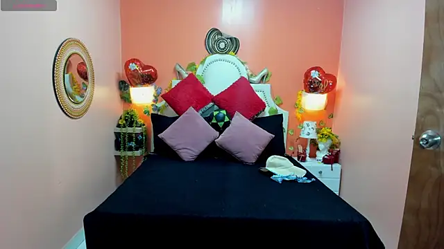 Snapshot of Dalila_Najjar_ chatting on 4, 6, 2026 Dalila Najjar online show from 4, 6, 2026