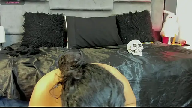 Jessica Beltrann online show from 23, 4, 2026