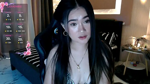 simplykhate online show from 4, 6, 2026