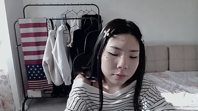 Snapshot of AprilOnilll chatting on 1, 2, 2026 AprilOnilll online show from 1, 2, 2026