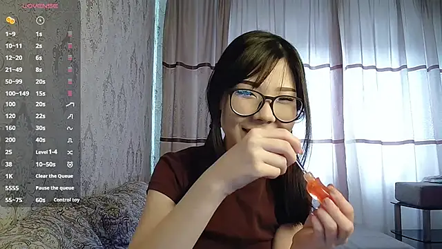 Snapshot of AprilOnilll chatting on 7, 3, 2026 AprilOnilll online show from 7, 3, 2026