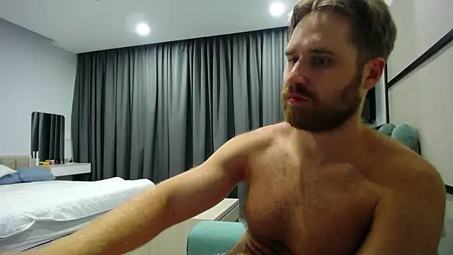 LorenzoLux online show from 11, 4, 2026