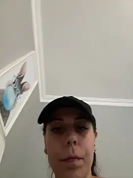 Luna licous online show from 24, 6, 2026