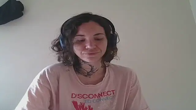 Dirty Pink online show from 22, 4, 2026