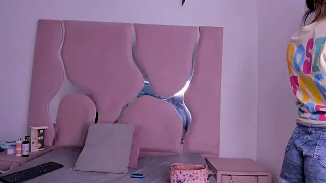 sharithasm online show from 25, 4, 2026