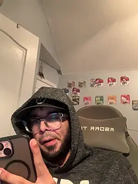 Snapshot of PRBoricua787 chatting on 8, 7, 2026 PRBoricua787 online show from 8, 7, 2026