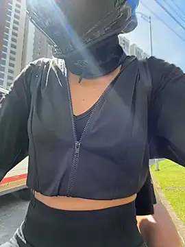 TaylorrHill online show from 20, 4, 2026