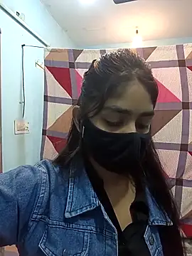 HotxMuskan online show from 13, 2, 2026