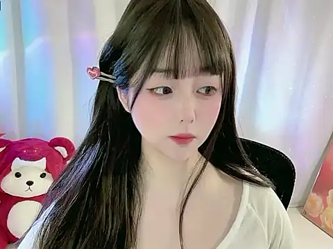 Snapshot of CLaire-5 chatting on 16, 2, 2026 CLaire-5 online show from 16, 2, 2026