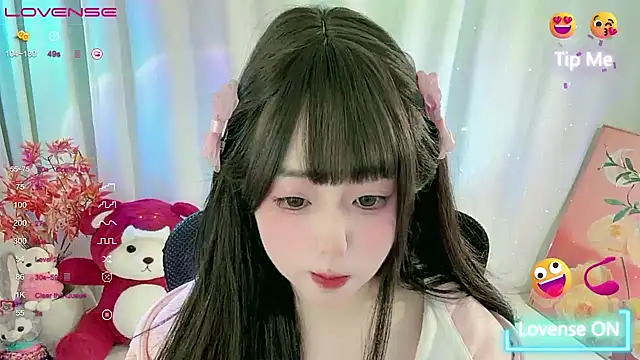 Snapshot of CLaire-5 chatting on 6, 3, 2026 CLaire-5 online show from 6, 3, 2026