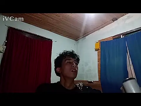 Snapshot of lulubri chatting on 4, 8, 2026 lulubri online show from 4, 8, 2026