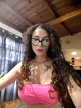 Nanucurlyxx online show from 24, 4, 2026