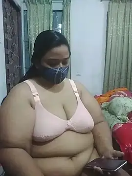 momo loves online show from 22, 4, 2026