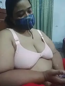 momo loves online show from 25, 4, 2026