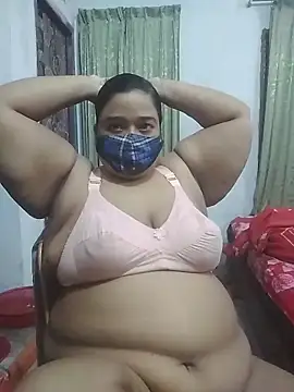 momo loves online show from 26, 4, 2026