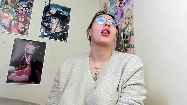 abril onnel online show from 8, 9, 2025