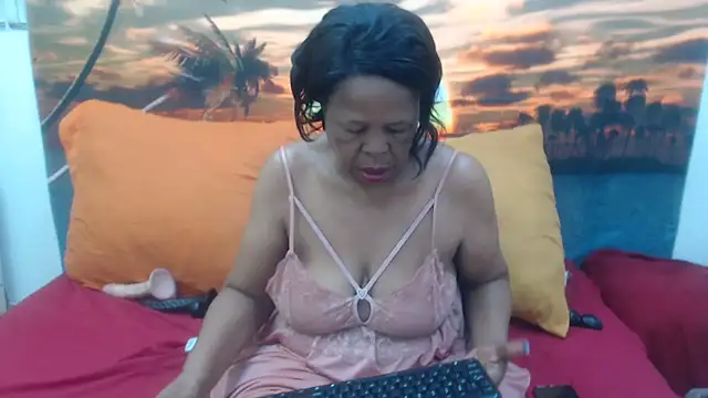 SEXY MATURExx online show from 23, 4, 2026