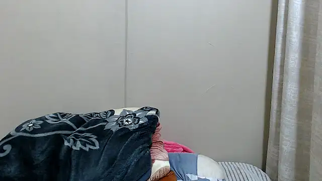 ExtraDoll online show from 24, 4, 2026