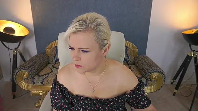 CrystalVibe online show from 28, 4, 2026