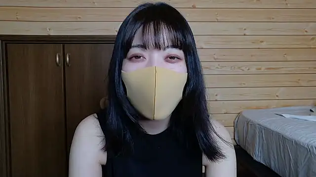 minami room online show from 26, 6, 2026