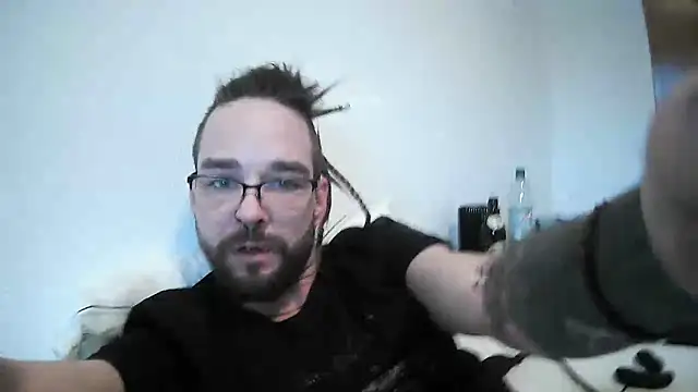 Snapshot of HornyBS92 chatting on 6, 1, 2026 HornyBS92 online show from 6, 1, 2026