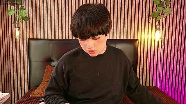 Hiddenhotcake online show from 23, 4, 2026