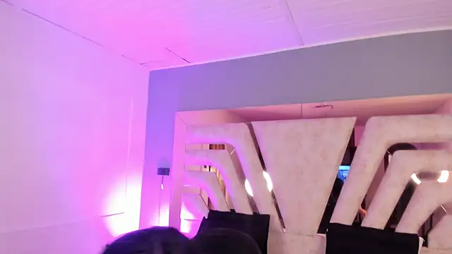  NatachaDiaz  online show from 22, 4, 2026