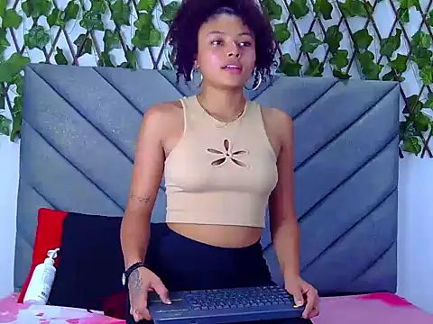 vsamanthaper1 online show from 27, 4, 2026