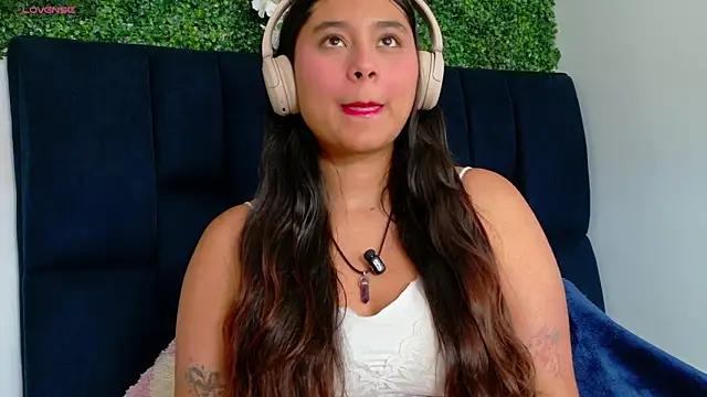 AnnaSmiles online show from 27, 4, 2026