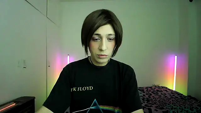 HoneyValentine online show from 13, 2, 2026