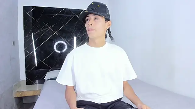 Snapshot of Treyk_king chatting on 17, 1, 2026 Treyk king online show from 17, 1, 2026