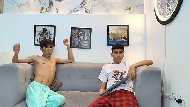 Snapshot of AVENGER_BOYS2026 chatting on 3, 2, 2026 AVENGER BOYS2026 online show from 3, 2, 2026