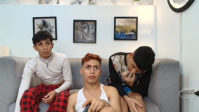 Snapshot of AVENGER_BOYS2026 chatting on 11, 2, 2026 AVENGER BOYS2026 online show from 11, 2, 2026