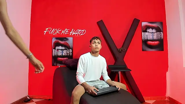 Snapshot of AVENGER_BOYS2026 chatting on 17, 2, 2026 AVENGER BOYS2026 online show from 17, 2, 2026