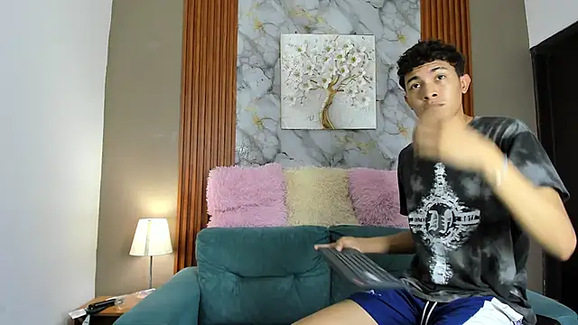 Snapshot of AVENGER_BOYS2026 chatting on 26, 2, 2026 AVENGER BOYS2026 online show from 26, 2, 2026