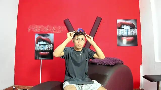 AVENGER BOYS2026 online show from 24, 4, 2026