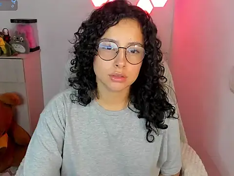 emillyaqua online show from 6, 1, 2026